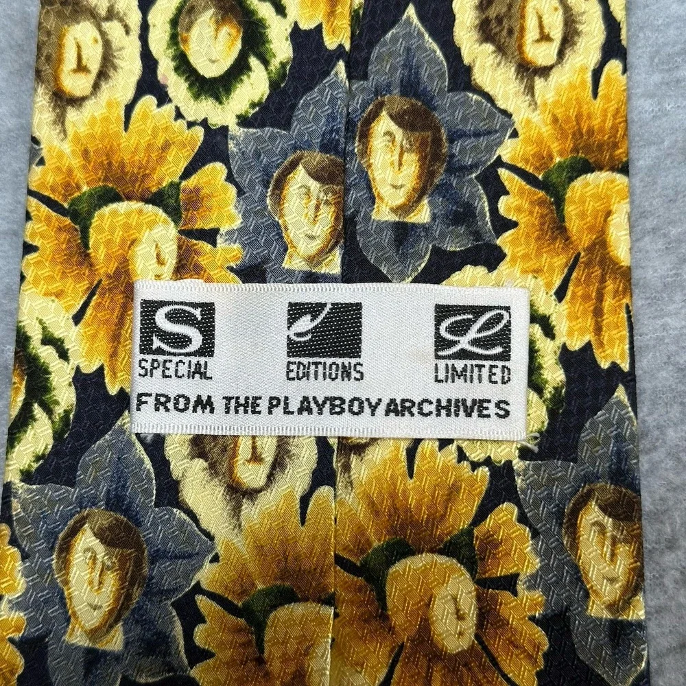 Playboy Archives Neck Tie Yellow Flowers Faces 100% Silk Blue Teal 55x4in